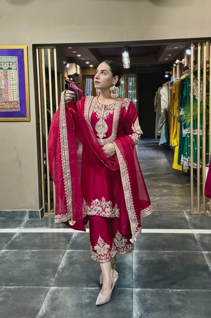 Heavy Embroidered Chinnon Silk Set