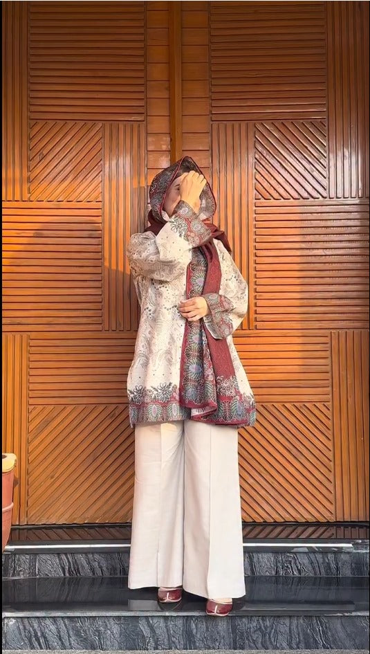 Navya  Printed Crepe Set