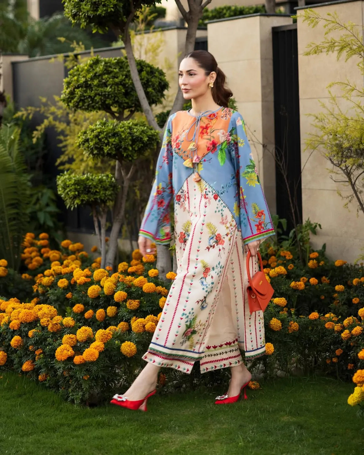 Multicolor Smooth Bsy Floral Fusion Kurta Set For Women