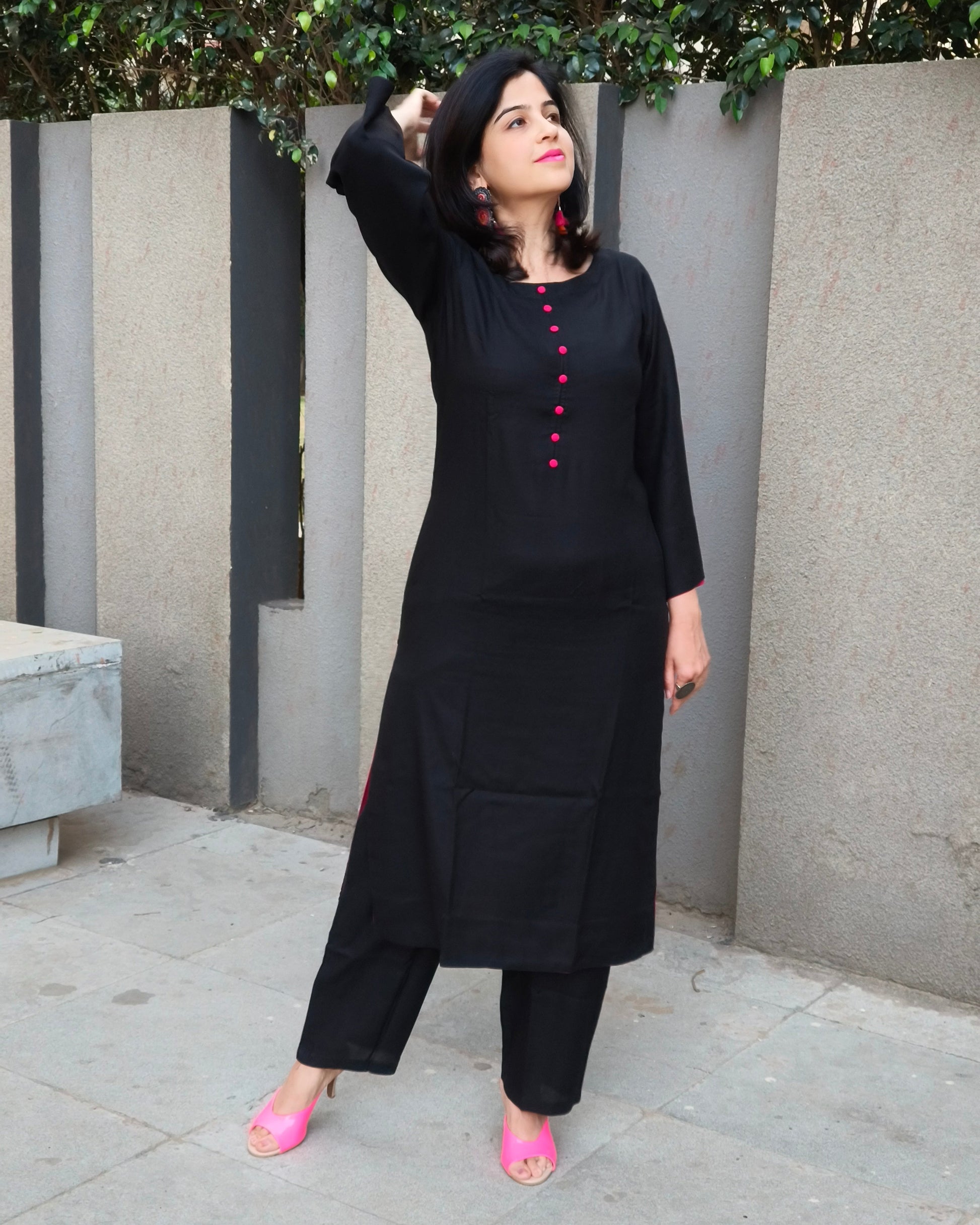 VASTRAMANIAA 3/4th Sleeve Kurta & Pant Set | Elegant Ethnic Wear for Women