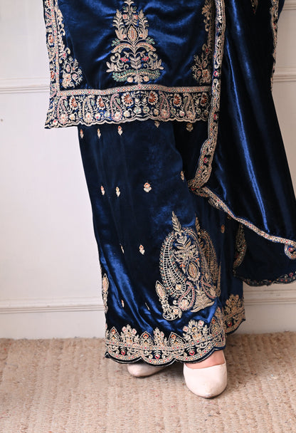 Noor-E-Begum - Pure Velvet
