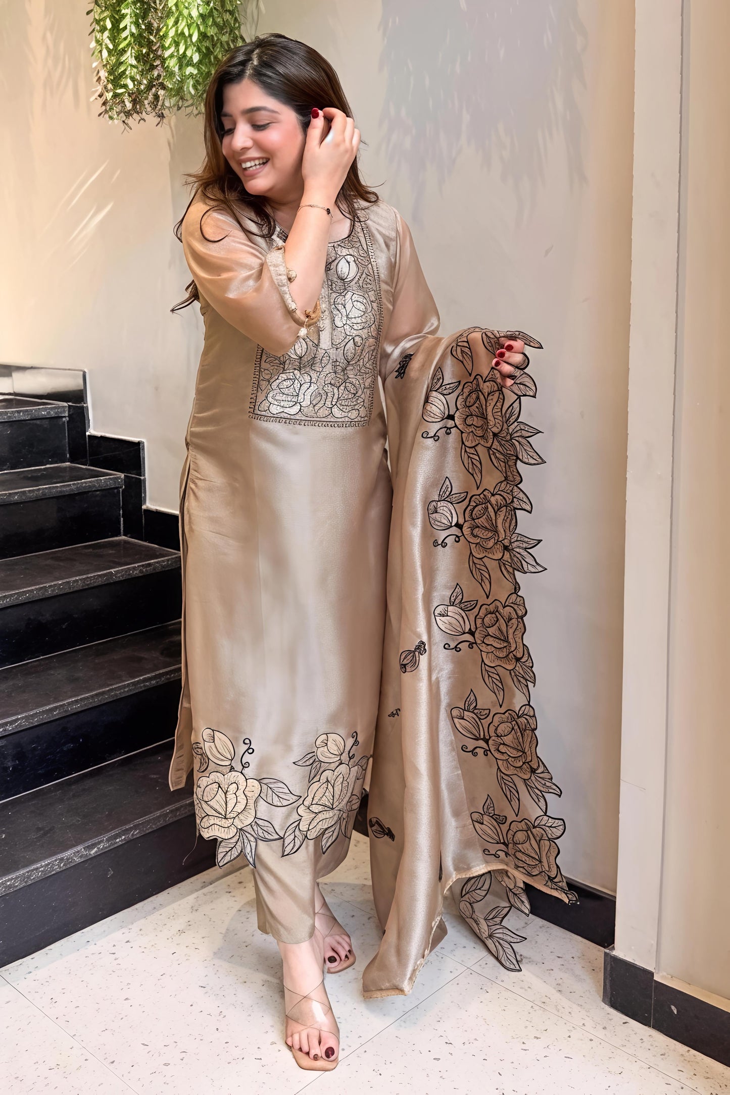 Sunehri Floral Embroidered Suit Set