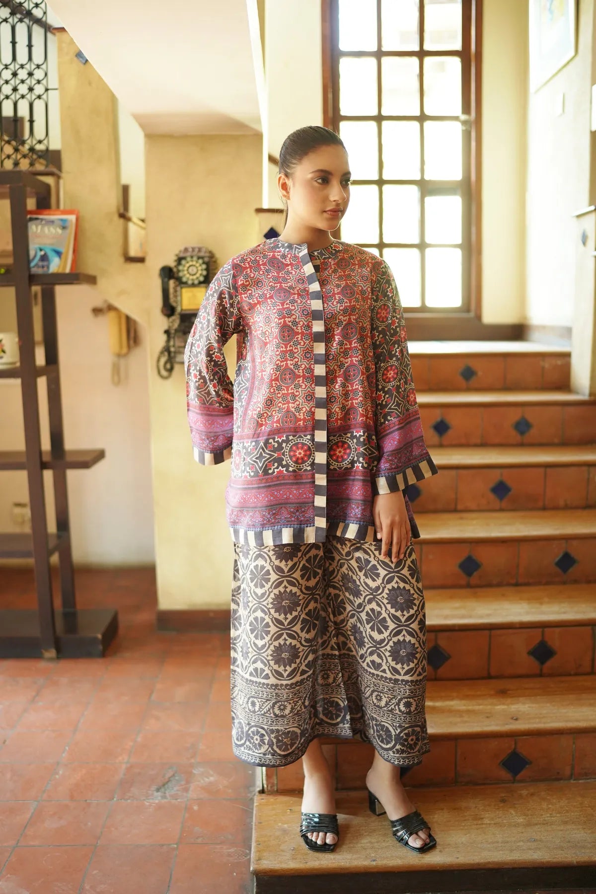 Trendy Printed Co-Ord Set with Short Top & Palazzo Pants for Women