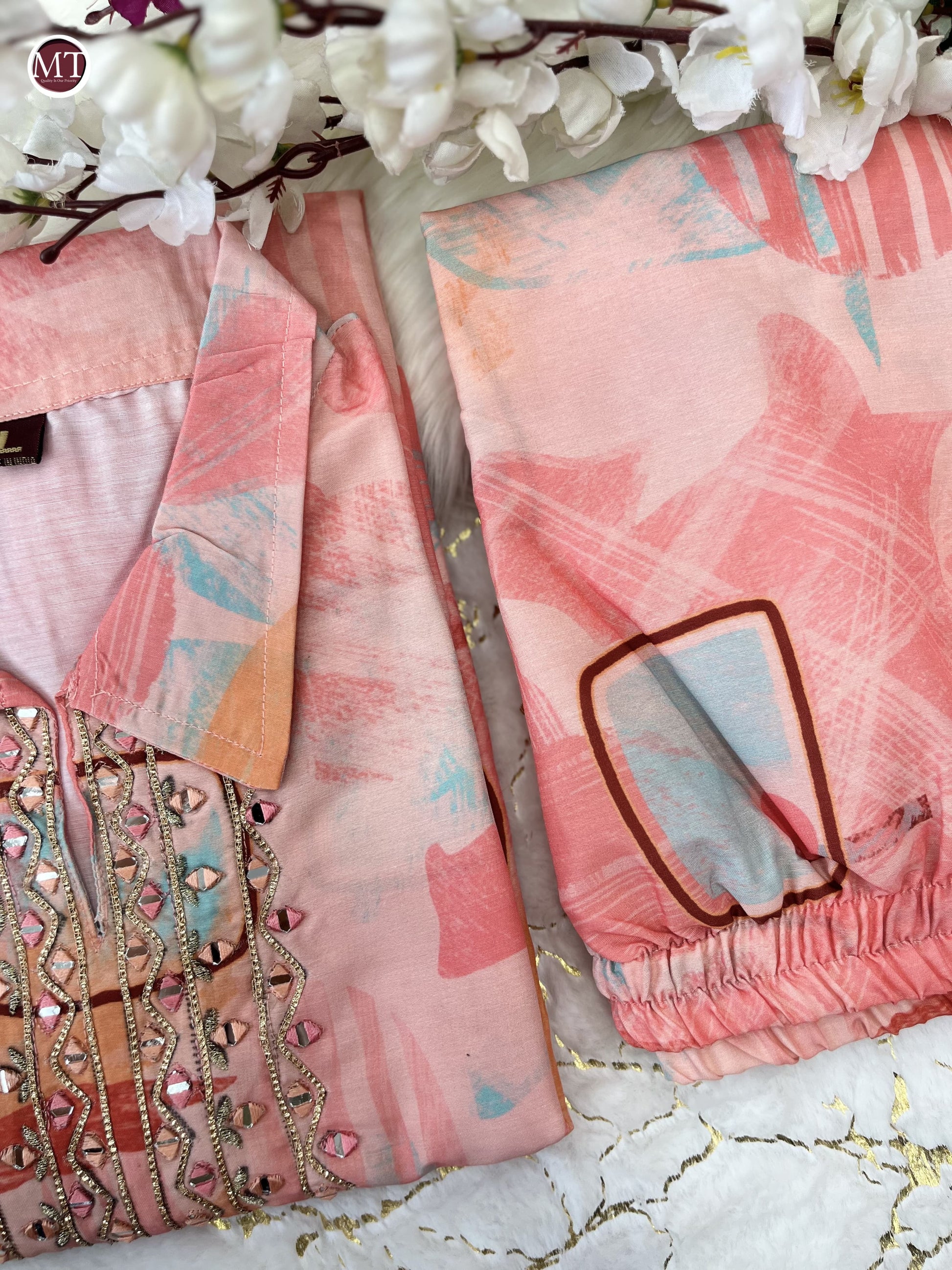 Label Mishwa Featuring beautiful Heavy Co-ord Set