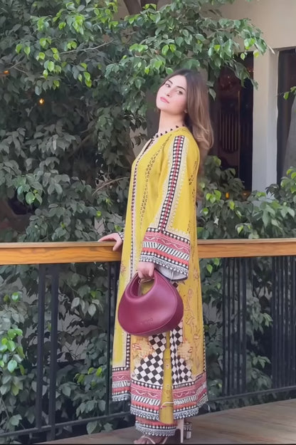 Beautiful Smooth Bsy Boho Vibe Printed Co-Ord Kurta Pant Set For Women