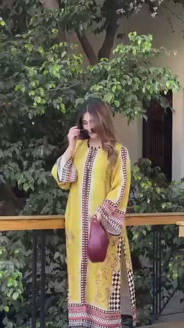Beautiful Smooth Bsy Boho Vibe Printed Co-Ord Kurta Pant Set For Women