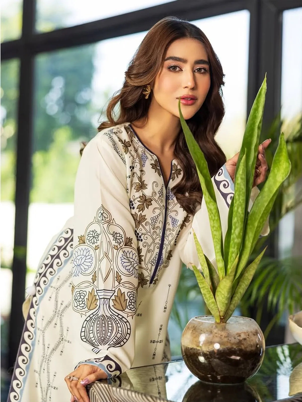 Off White Smooth Bsy Geometric Printed Kurta Set For Women